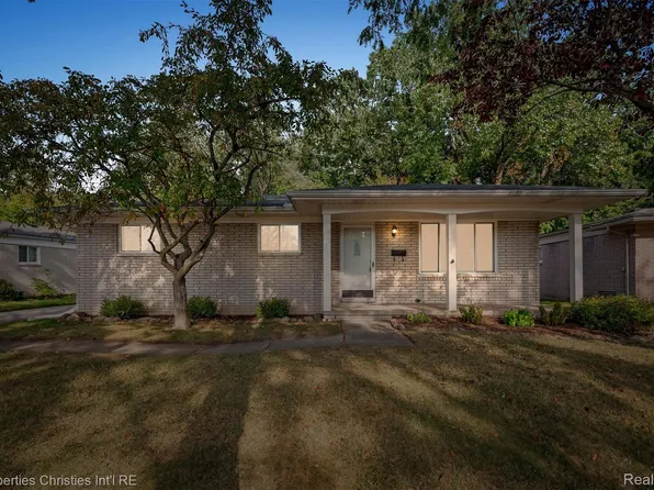 30140 Manor Dr, Madison Heights, MI 48071