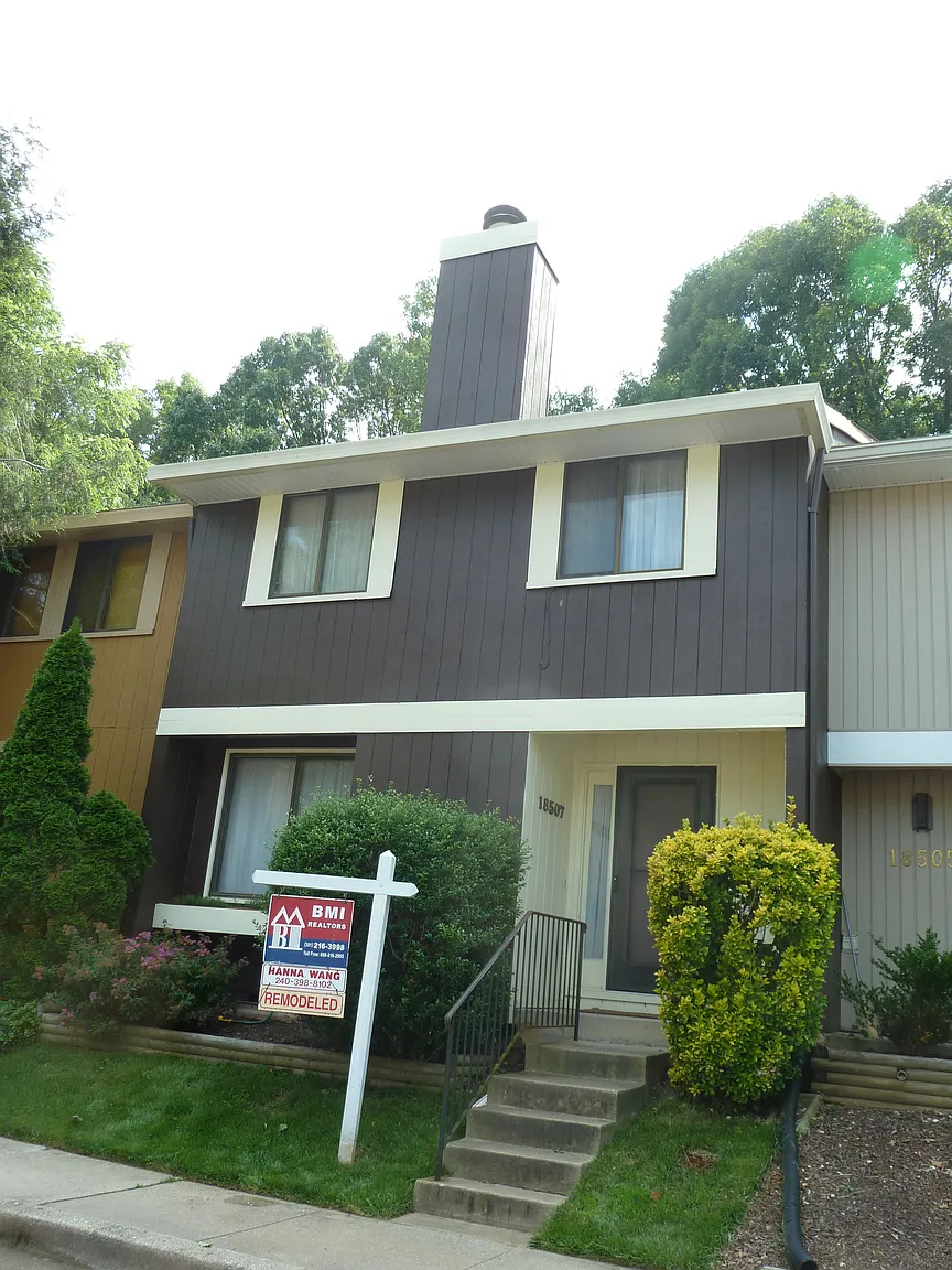 18507 Split Rock Ln photo 1