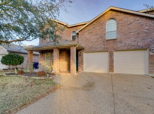 506 Hickory Ln, Fate, TX 75087