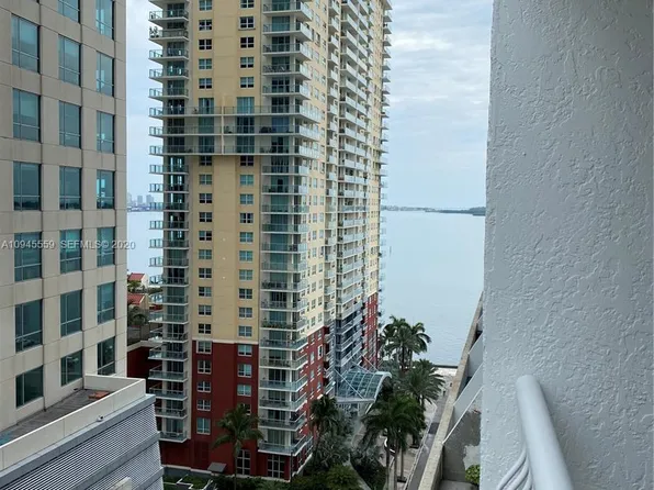 1200 Brickell Bay Dr, Miami, FL 33131