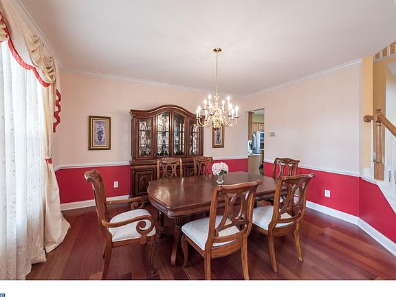5th image of 841 Sunrise Dr