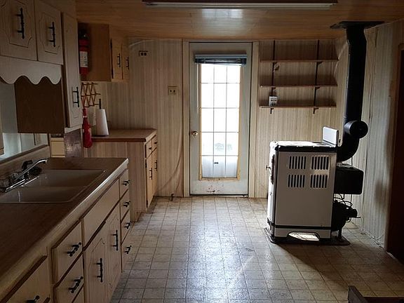 3rd image of 5846 E Chillicothe St