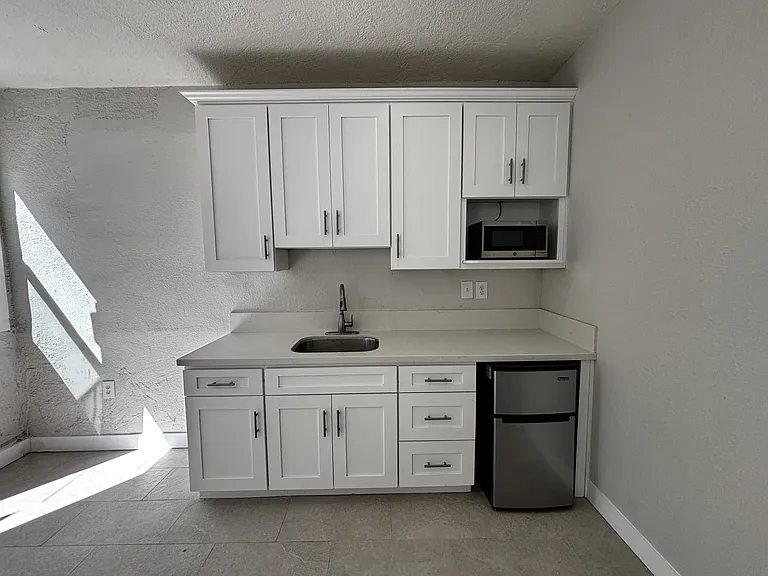 655 Solano Ave — Photo 3
