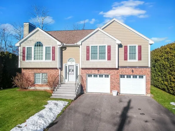 129 Sunset Dr, Belmont, NH 03220