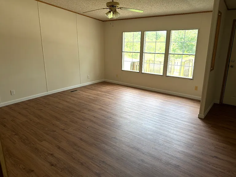 989 Pleasant Union Rd — Photo 8