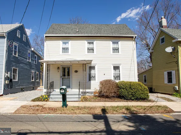 24 Waker Ave, Allentown, NJ 08501