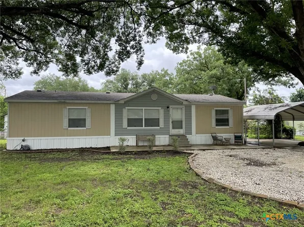 321 Elm Dr, Mc Queeney, TX 78123