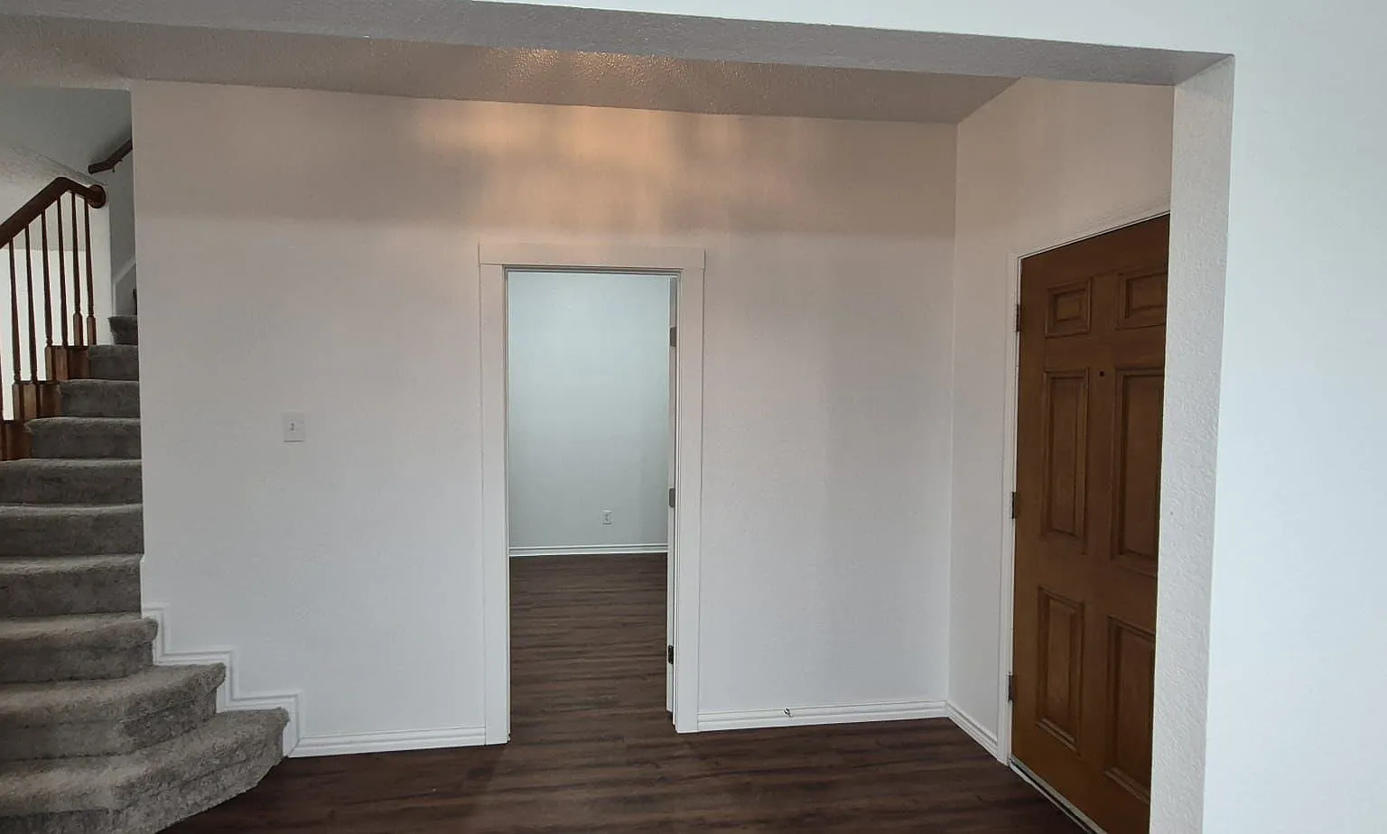 5 bed, 3028 sqft, $3,750 — Photo 2