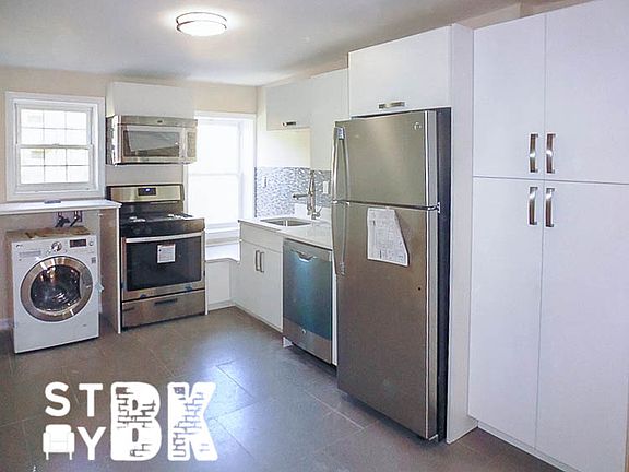 3rd image of 311 Van Buren St #4F