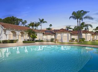 4 Rolling View Ln, Fallbrook, CA 92028