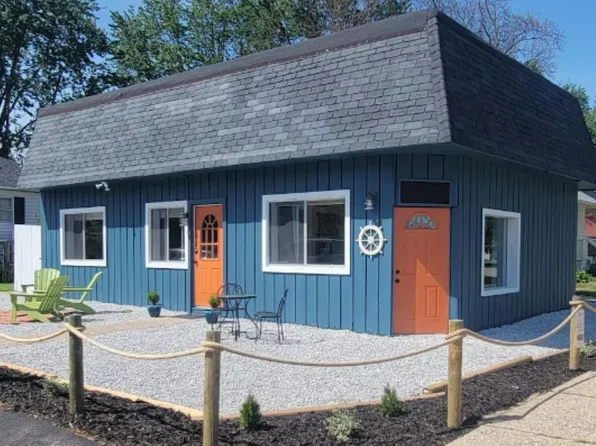 1401 Saint Clair Blvd, Algonac, MI 48001