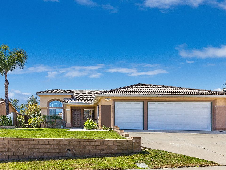 1st image of 15249 N Lake Dr