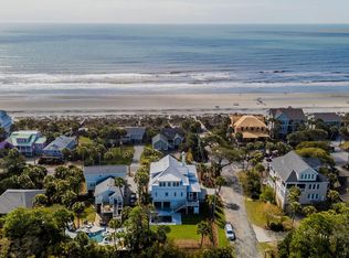 720 W Ashley Ave, Folly Beach, SC 29439