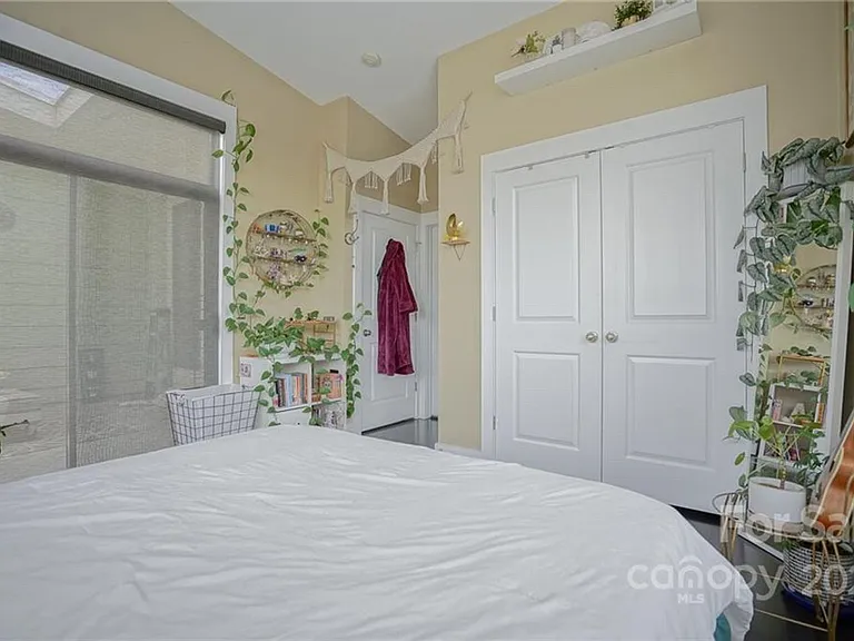 3427 Steel Yard Ct — Photo 27
