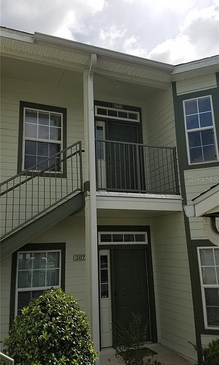 1st image of 2935 NE 7th St APT 208