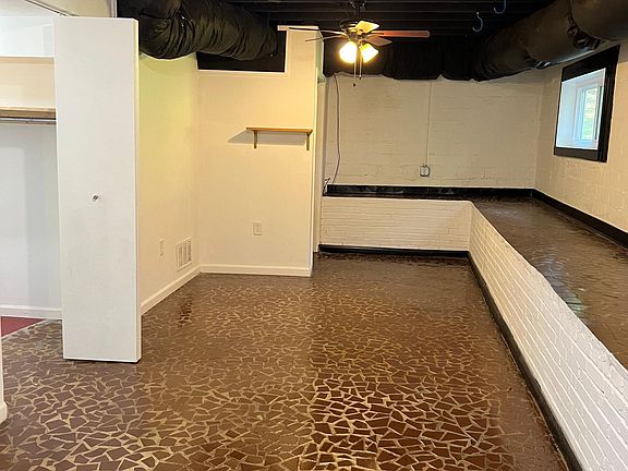 Den Area or second bedroom
