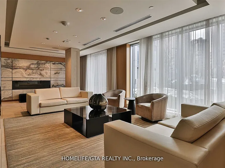 120 Harrison Garden Blvd #428 — Photo 24