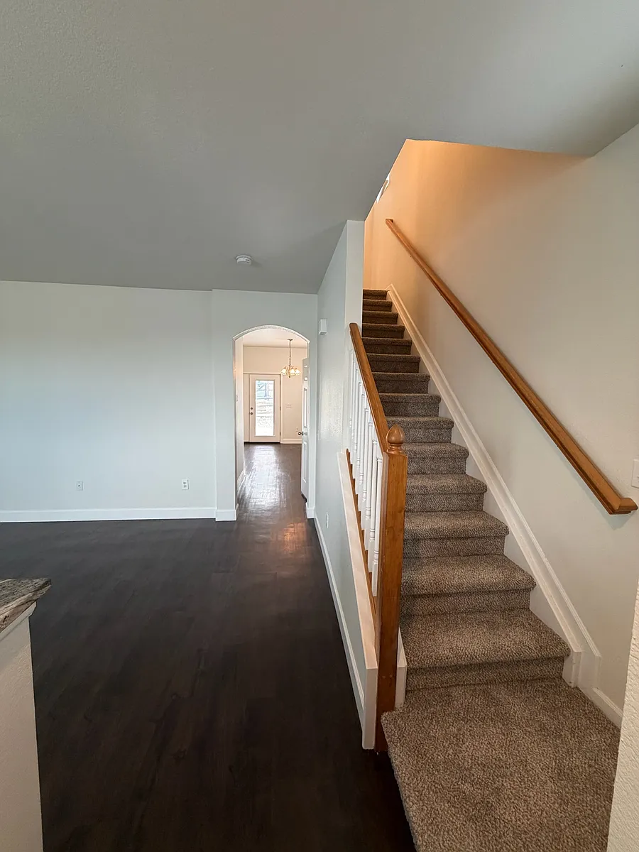 Building Photo - 12799 Jasmine Ct