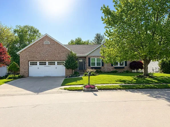 2503 Hunters Pointe Blvd, Edwardsville, IL 62025