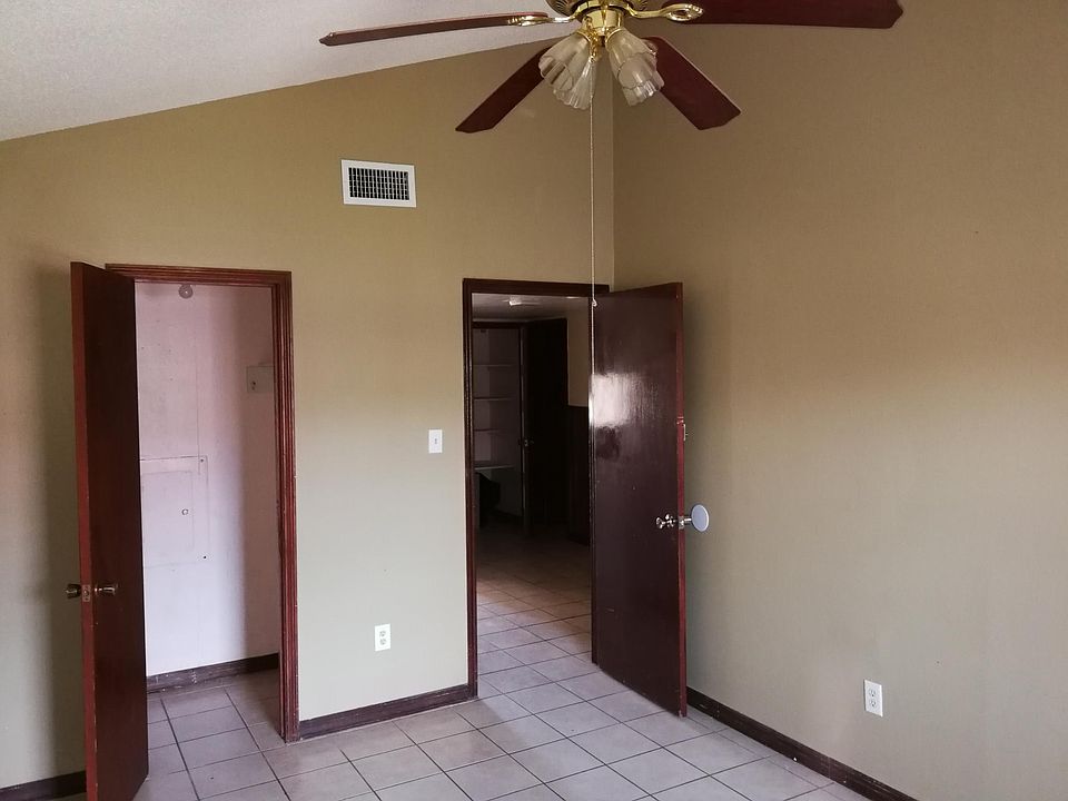 1st image of 2418 Upas Ave
