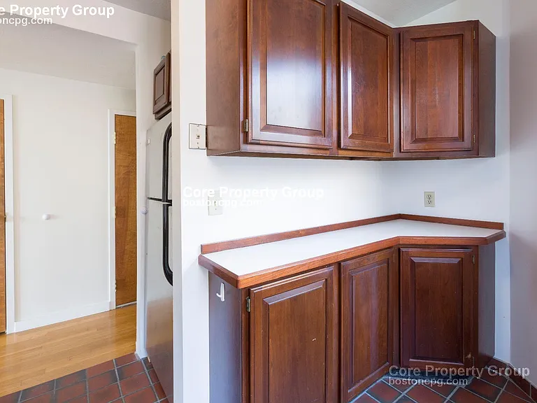 21 Charter St #202 — Photo 6