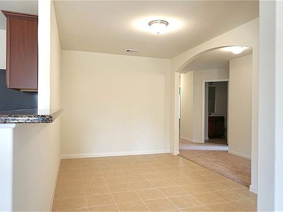 4th image of 12063 Fairquarter Ln