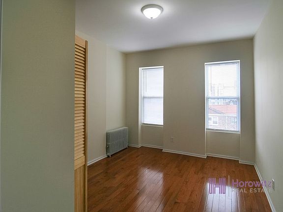 4th image of 3125 41st St APT 3R