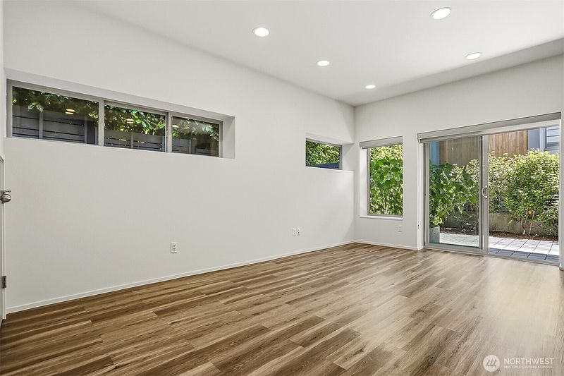 3rd image of 2651 22nd Avenue W #A