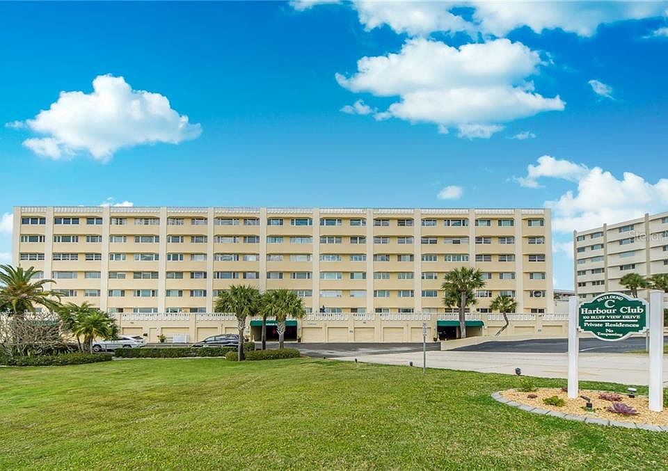 1st image of 100 Bluff View Dr APT 609C