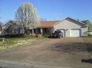 184 Highland Club Est, Mayfield, KY 42066