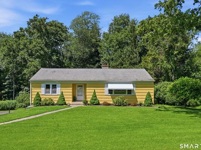 30 Maple Row, Bethel, CT, 06801