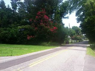 1305 Hornsbyville Rd, Yorktown, VA 23692