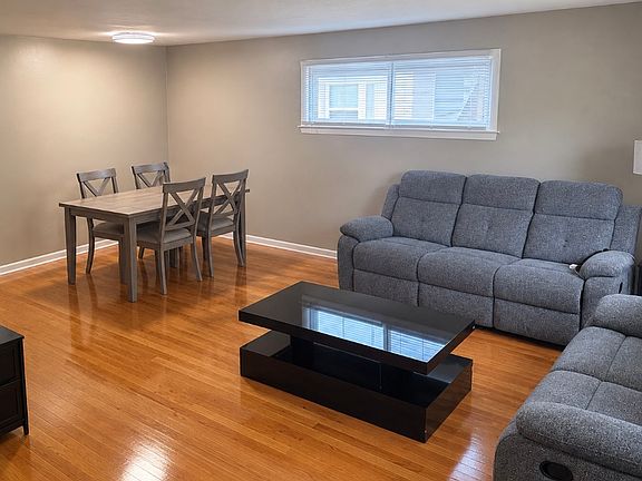 5th image of 527 S 74th St #529