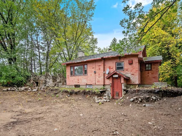 99 Twin Lake Blvd, Vadnais Heights, MN 55127