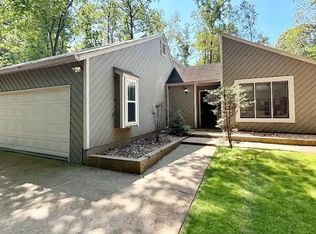 2041 Kramer Way, Marietta, GA 30062