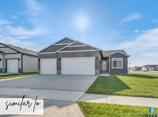 3621 S Osprey Ave, Sioux Falls, SD 57110