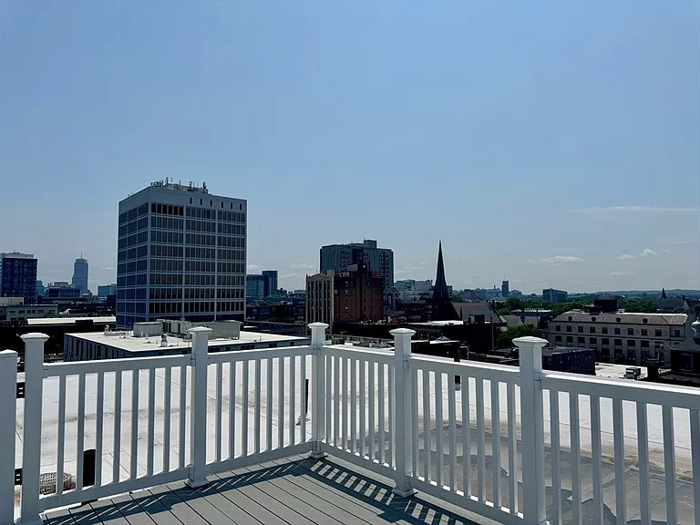 12 Inman St #44 — Photo 11