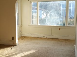 1622 Division Street #First Floor, Manitowoc, WI 54220