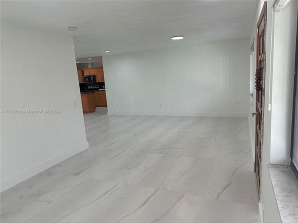 hialeah-florida-43959392 picture