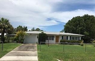 1st image of 7104 Deer Park Ave