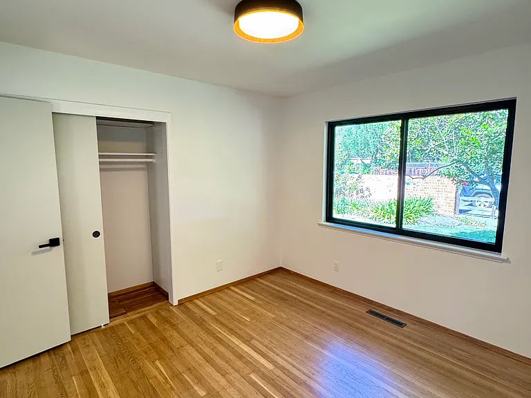 236 Cherry Ave — Photo 8