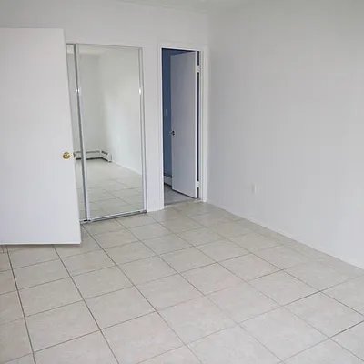 Rented by Nooklyn NYC LLC | media 33