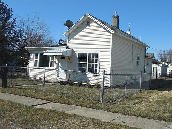 2nd image of 132 Freeman Ave