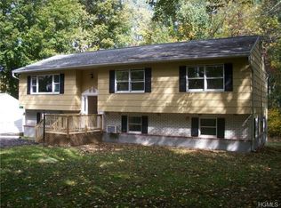 542 E Branch Rd, Patterson, NY 12563