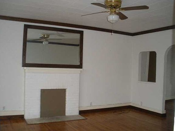 4th image of 510 W College St