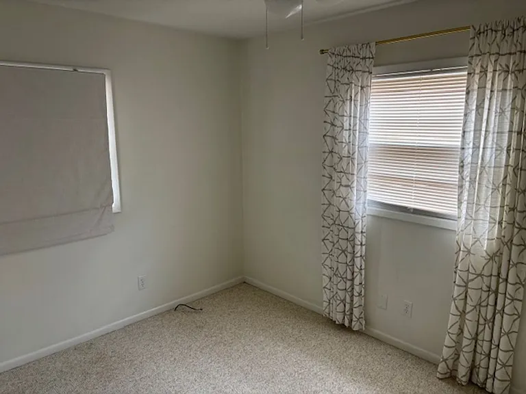 3826 Westgate Dr — Photo 7