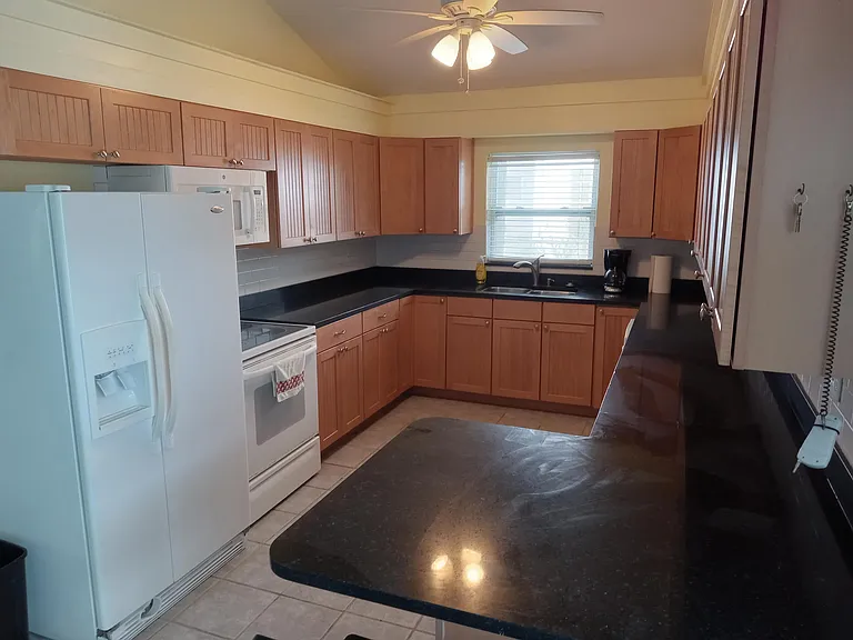 1655 Sunrise Dr — Photo 17