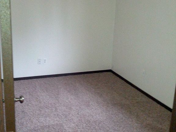 3rd image of 1405 Natalie Ct
