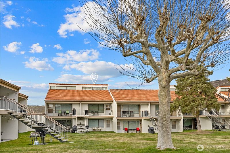 2nd image of 8903 Crescent Bar Road NW #172