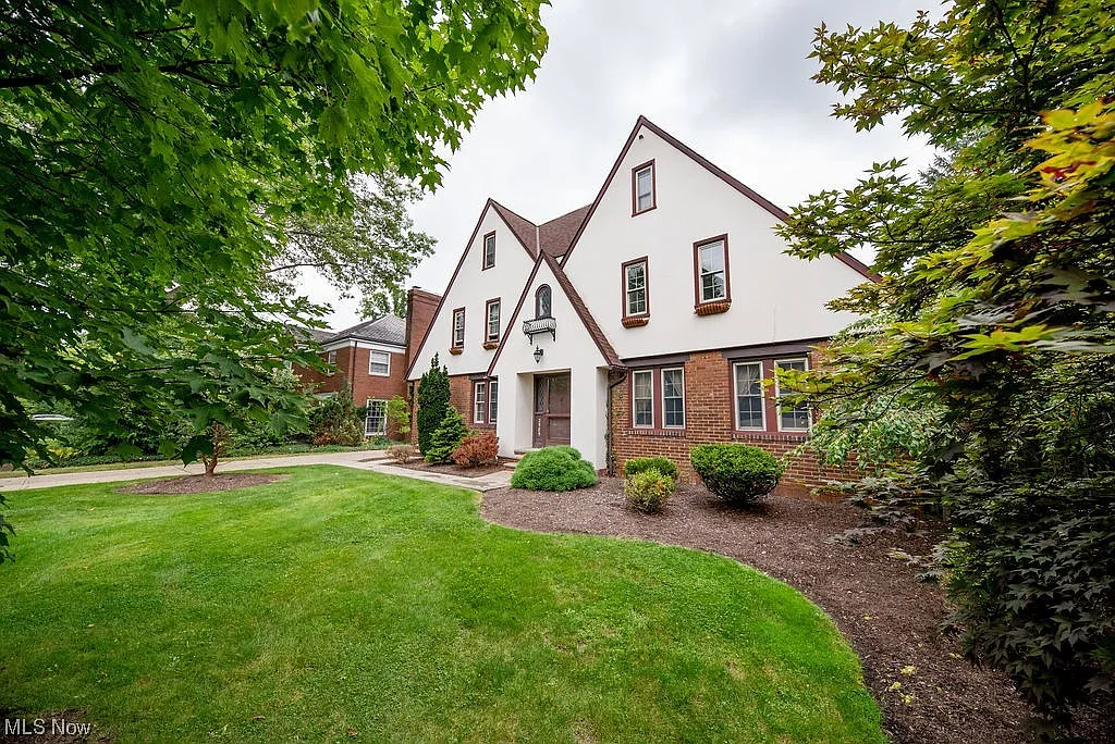 2985 Carlton Rd photo 1